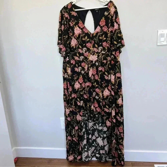 torrid WALK THROUGH MAXI DRESS - STRETCH CHALLIS BLACK‎ FLORAL Size 28 - Picture 4 of 12